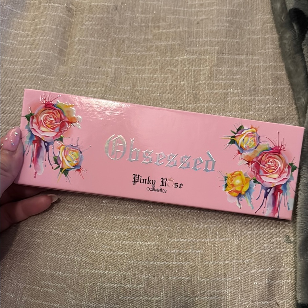 Obsessed Eyeshadow Palette - Vibrant Shades